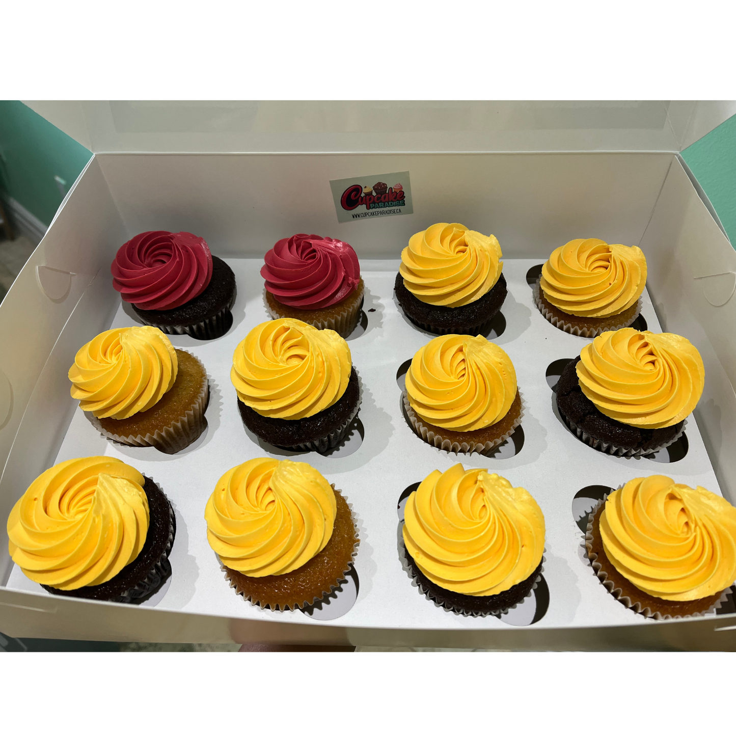 12 pack Custom Color Cupcakes