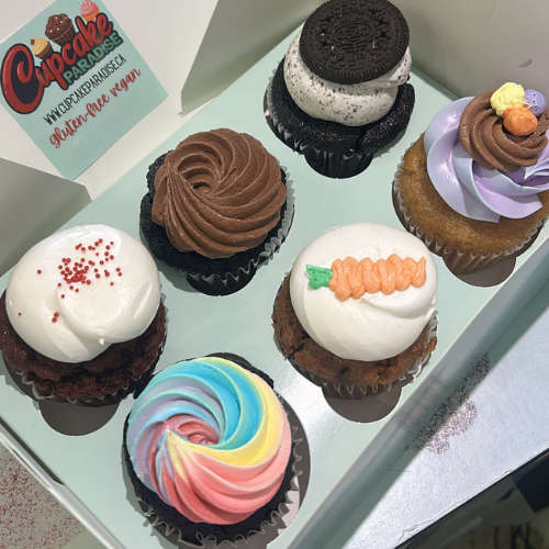 6 Pack Gluten-free NOT vegan Cupcakes (has Butter)